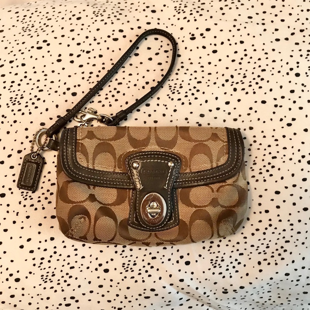 Coach wristlet coach wallet brown coach wristlet